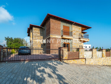 Шикарная вилла вблизи моря с возможностью получения гражданства Турции-id-9241-фото-3