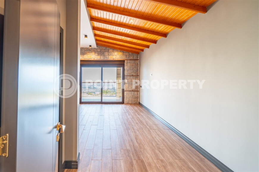 Шикарная вилла вблизи моря с возможностью получения гражданства Турции-id-9241-фото-11