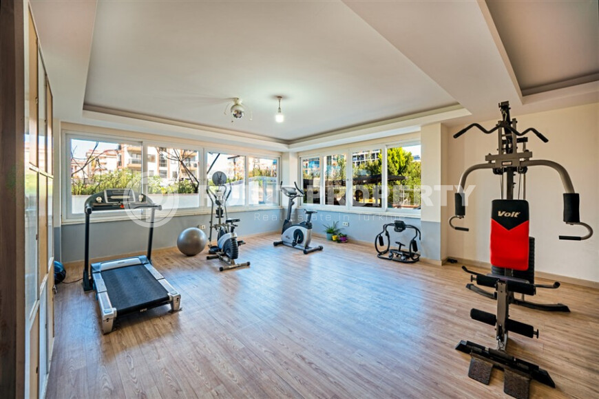 Светлый и просторный дуплекс 130 м² в 100 метрах от моря в районе Кестель-id-9251-фото-2