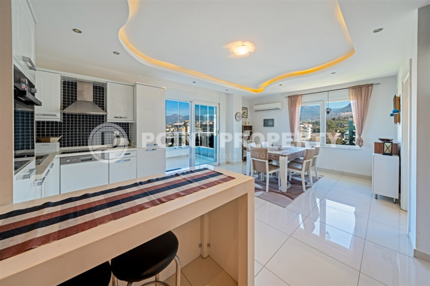 Светлый и просторный дуплекс 130 м² в 100 метрах от моря в районе Кестель-id-9251-фото-3