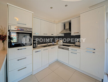 Светлый и просторный дуплекс 130 м² в 100 метрах от моря в районе Кестель-id-9251-фото-4