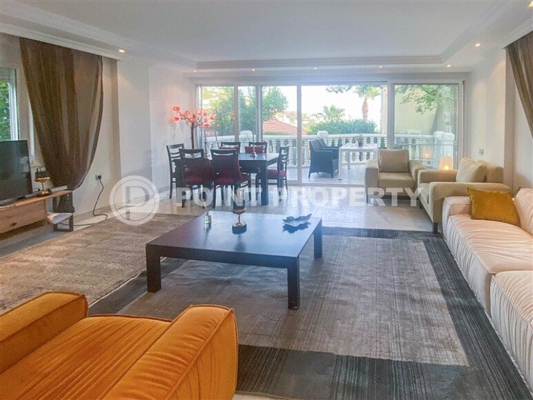 Прекрасная вилла с садом 150 м² в районе Тепе-id-9285-фото-2