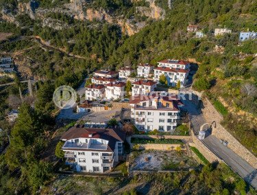 Просторная триплекс-вилла 220 м² в комплексе вилл в районе Бекташ, Аланья-id-9286-фото-2