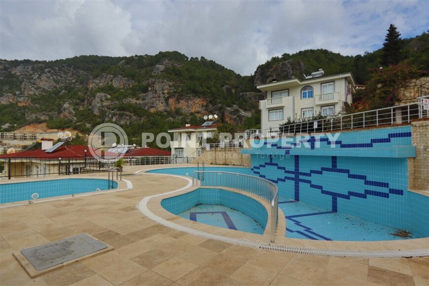 Просторная триплекс-вилла 220 м² в комплексе вилл в районе Бекташ, Аланья-id-9286-photo-4