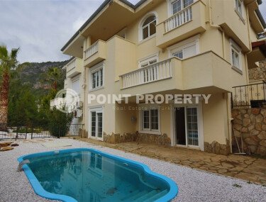 Просторная триплекс-вилла 220 м² в комплексе вилл в районе Бекташ, Аланья-id-9286-фото-5