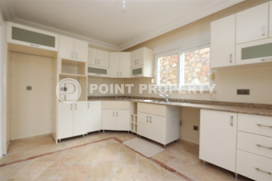 Просторная триплекс-вилла 220 м² в комплексе вилл в районе Бекташ, Аланья-id-9286-photo-6