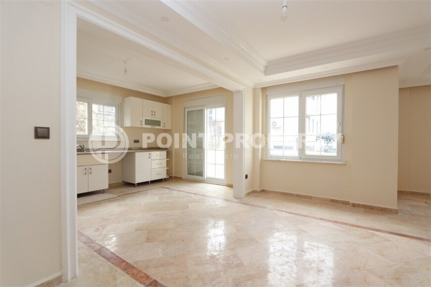 Просторная триплекс-вилла 220 м² в комплексе вилл в районе Бекташ, Аланья-id-9286-фото-7