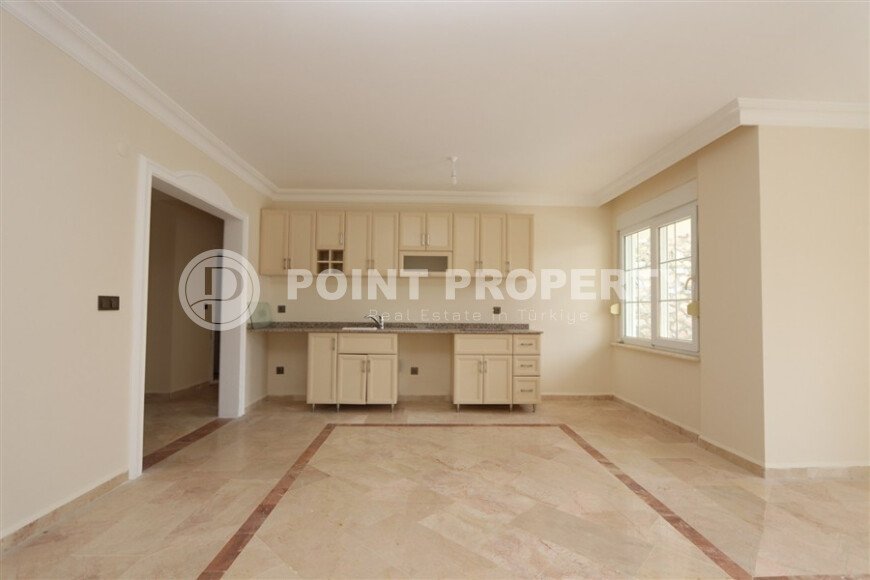 Просторная триплекс-вилла 220 м² в комплексе вилл в районе Бекташ, Аланья-id-9286-photo-10