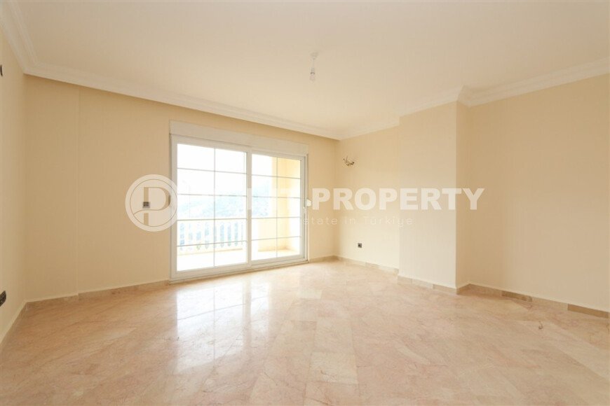 Просторная триплекс-вилла 220 м² в комплексе вилл в районе Бекташ, Аланья-id-9286-photo-15