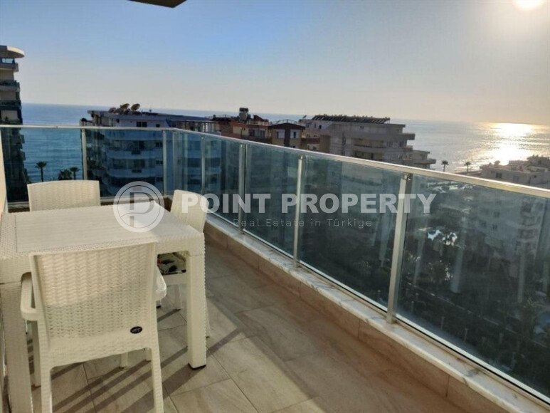 Studio apartment on the first coastline with stunning sea views.-id-9293-photo-2