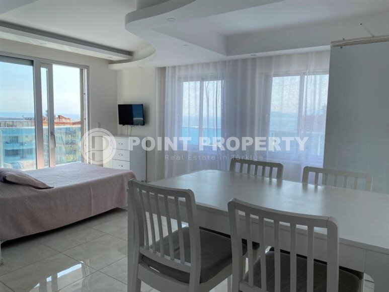 Studio apartment on the first coastline with stunning sea views.-id-9293-photo-5