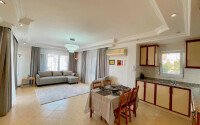 Spacious apartment 115 m² in the center of Alanya with sea view and residence permit-id-9052-photo-3