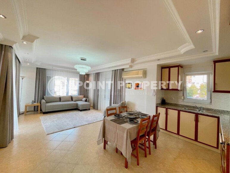Spacious apartment 115 m² in the center of Alanya with sea view and residence permit-id-9052-photo-3