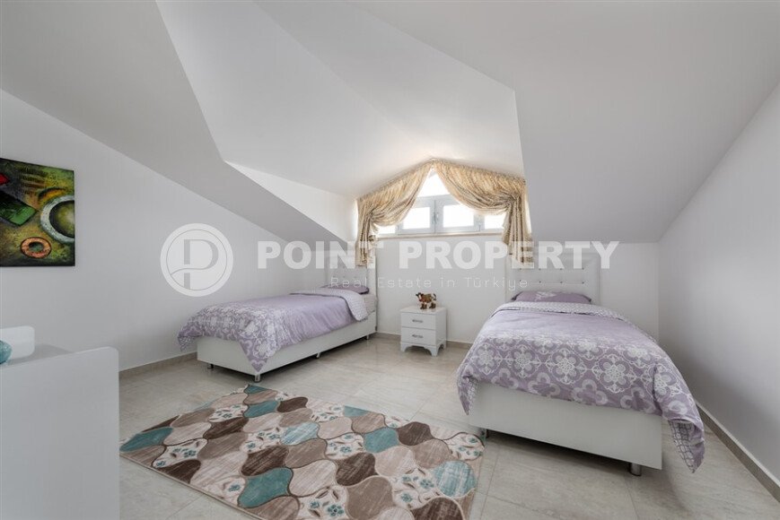 Spacious duplex 130 m² in Kestel with sea view-id-9321-photo-8