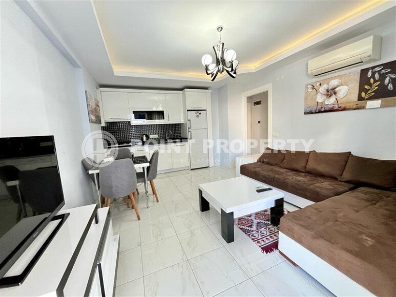 Apartment for urgent sale with furniture and appliances in Mahmutlar area-id-9332-photo-1