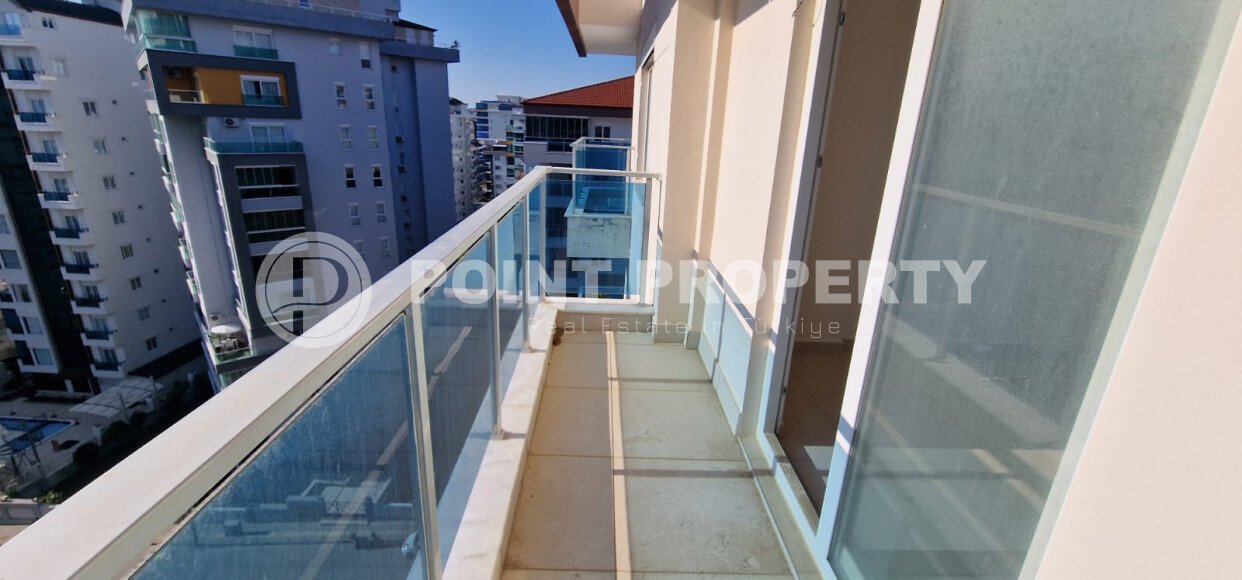 Spacious apartment in a solid project just 500 meters from the sea-id-9346-photo-9