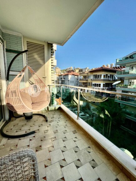 Bright, cozy 2+1 apartment 50 meters from the luxurious Cleopatra Beach, in the center of Alanya-id-7622-photo-7
