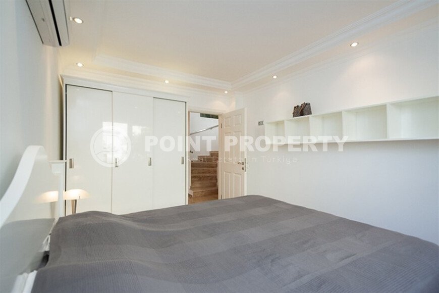 Потрясающая вилла 179 м², в комплексе вилл в центре Аланьи - Тепе-id-9361-фото-11