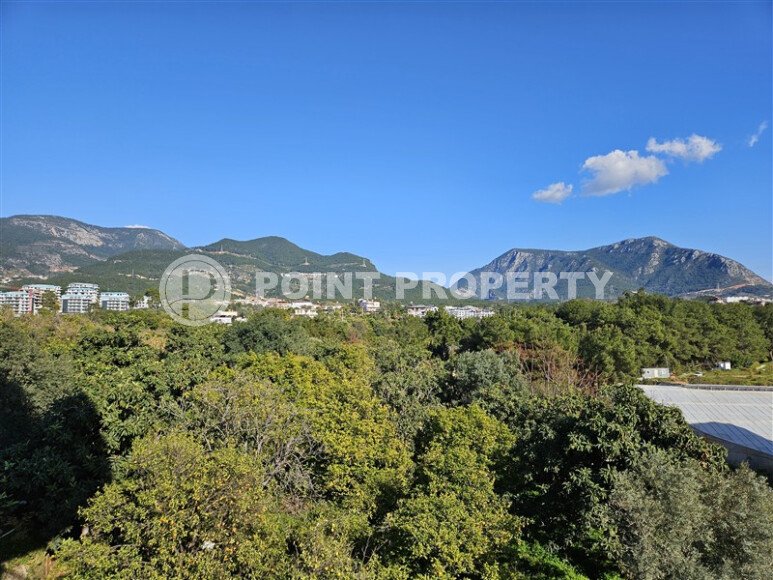 Квартира с двумя спальнями и отдельной кухней в районе Оба-id-9379-фото-16