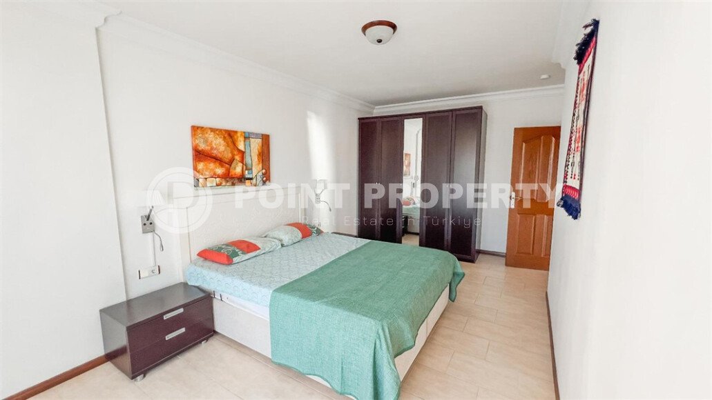 View apartment 140 m² in Mahmutlar area, first coastline-id-9384-photo-8