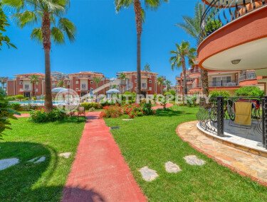 Two-level apartment 240 m² in the Kestel area, next to the river-id-9385-photo-1