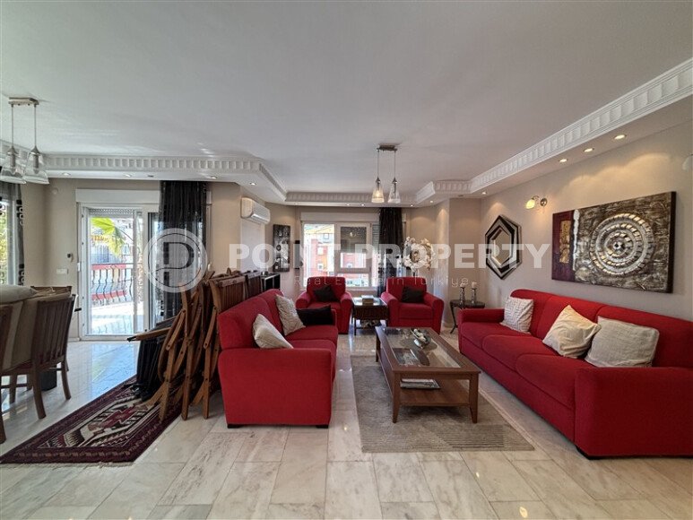 Two-level apartment 240 m² in the Kestel area, next to the river-id-9385-photo-7