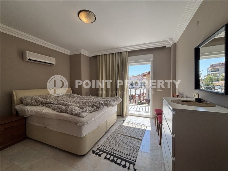 Two-level apartment 240 m² in the Kestel area, next to the river-id-9385-photo-8