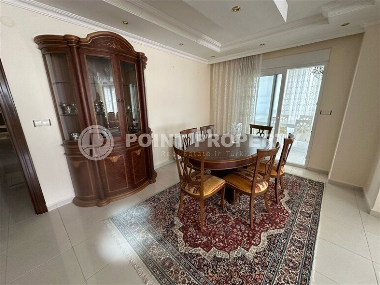 Двухуровневая квартира 240 м² в районе Махмутлар, на первой линии-id-9401-фото-8