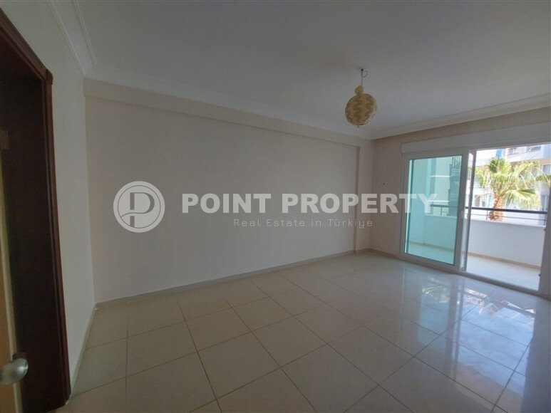 Spacious apartment 105 m² in Tosmur area, first line, sea view, residence permit-id-9426-photo-8