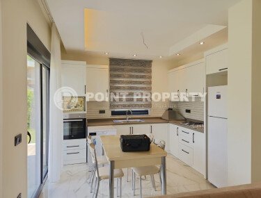 Стильная двухэтажная вилла 3+1 с площадью 220 м² в районе Каргыджак-id-9446-фото-3