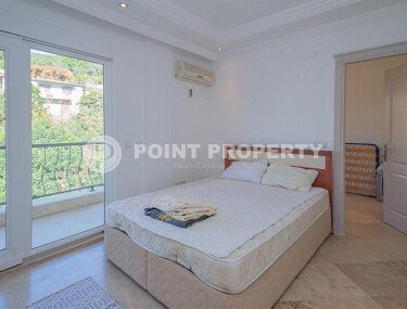 Spacious villa 200 m² in Cikcilli with sea view and residence permit-id-9464-photo-5