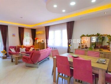 Просторная квартира 2+1 площадью 150 м² в районе Оба-id-9473-фото-1
