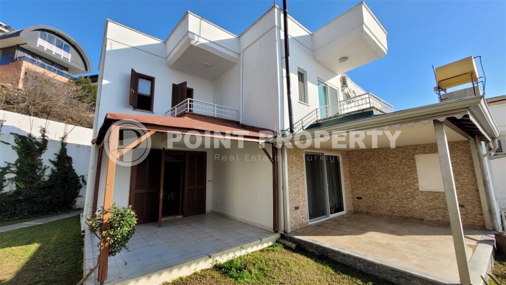 Вилла-близнец с видом на море в районе Демирташ, 180 м²-id-9478-фото-2