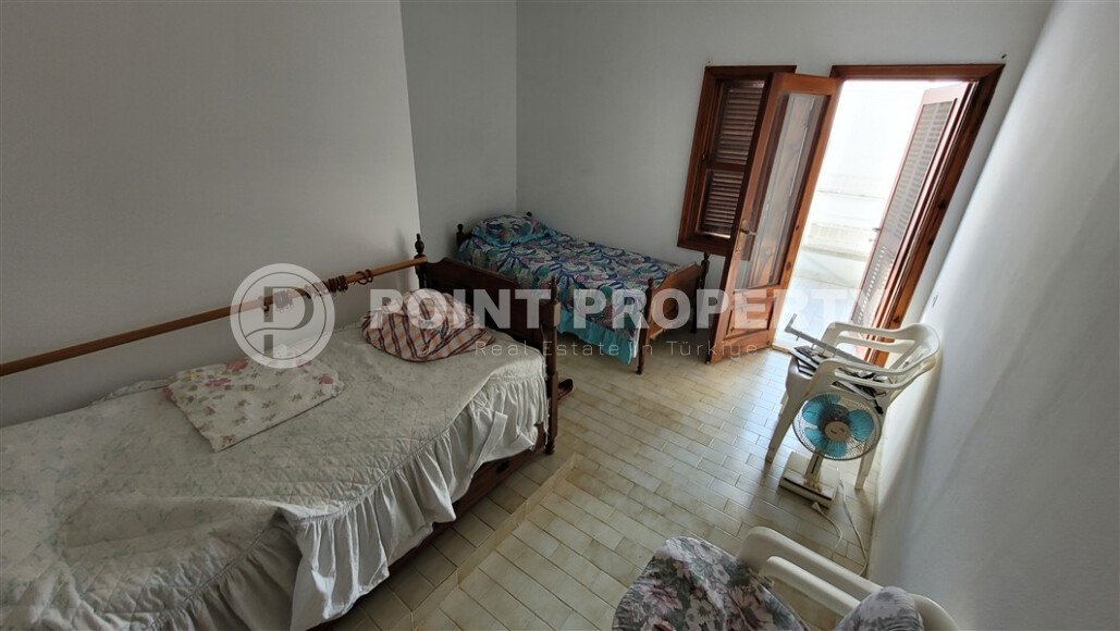 Вилла-близнец с видом на море в районе Демирташ, 180 м²-id-9478-фото-11