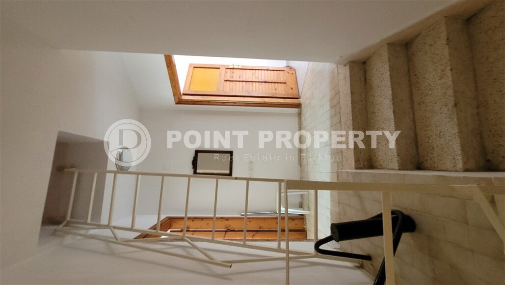 Вилла-близнец с видом на море в районе Демирташ, 180 м²-id-9478-фото-18