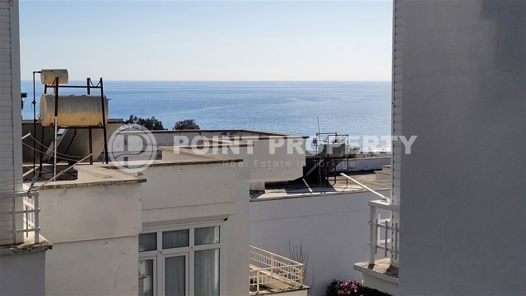 Вилла-близнец с видом на море в районе Демирташ, 180 м²-id-9478-фото-23