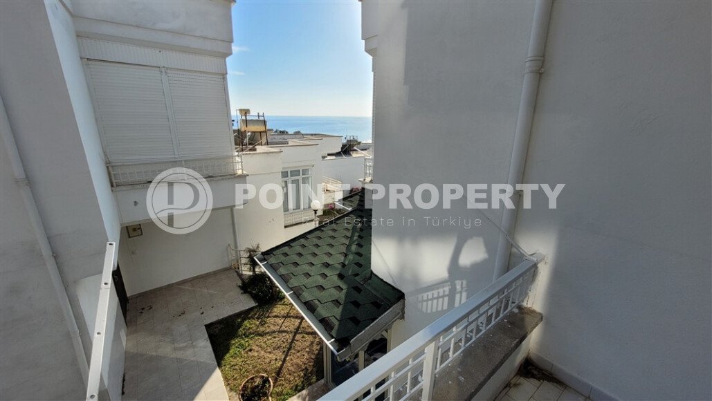 Вилла-близнец с видом на море в районе Демирташ, 180 м²-id-9478-фото-24