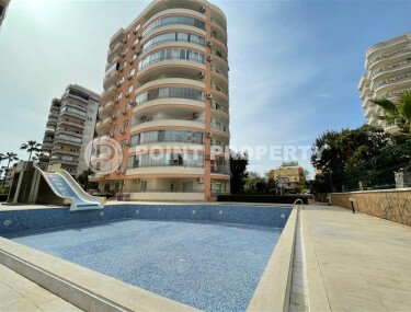 Spacious 2+1 apartment of 135 m² in the popular Mahmutlar area-id-9485-photo-1