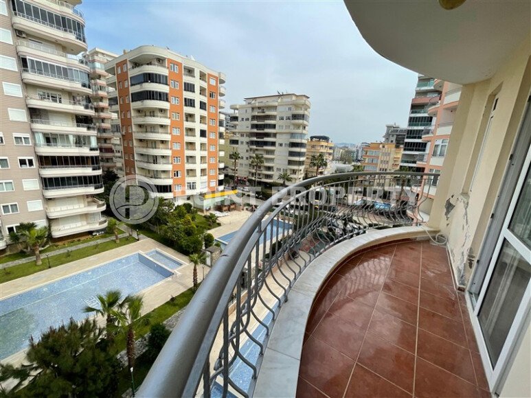 Просторная квартира 2+1 площадью 135 м² в популярном районе Махмутлар-id-9485-фото-17