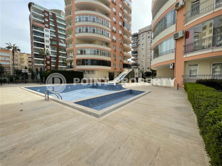 Просторная квартира 2+1 площадью 135 м² в популярном районе Махмутлар-id-9485-фото-24