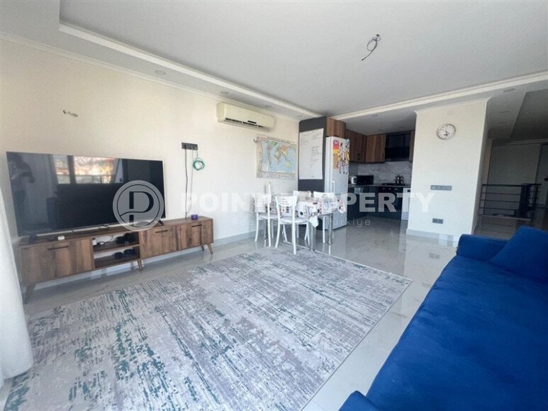 Panoramic duplex apartment 2+1 area 120 m² in the center of Alanya, Cleopatra beach area-id-9500-photo-3