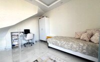 Panoramic duplex apartment 2+1 area 120 m² in the center of Alanya, Cleopatra beach area-id-9500-photo-5