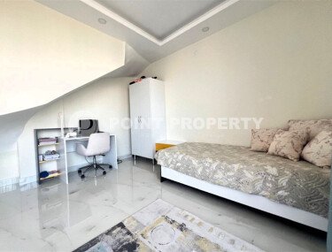 Panoramic duplex apartment 2+1 area 120 m² in the center of Alanya, Cleopatra beach area-id-9500-photo-5