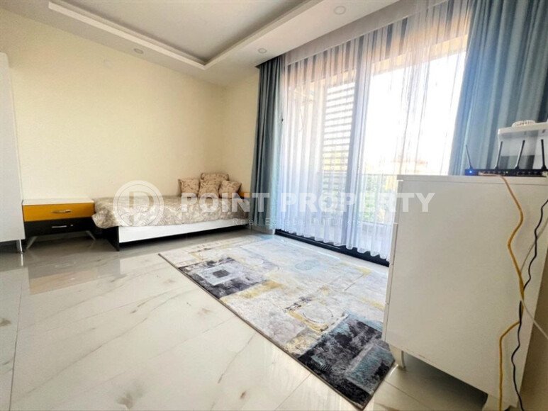 Panoramic duplex apartment 2+1 area 120 m² in the center of Alanya, Cleopatra beach area-id-9500-photo-7