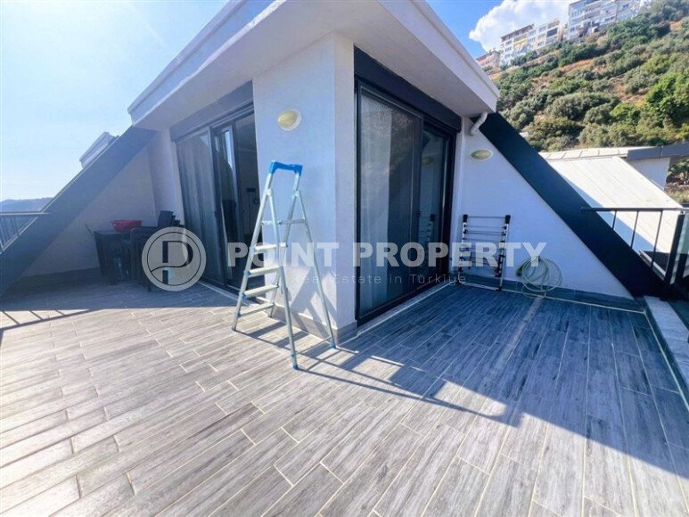 Panoramic duplex apartment 2+1 area 120 m² in the center of Alanya, Cleopatra beach area-id-9500-photo-10