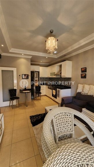 Недорогая квартира в центре Алании всего в 300 метрах от моря-id-9504-фото-2