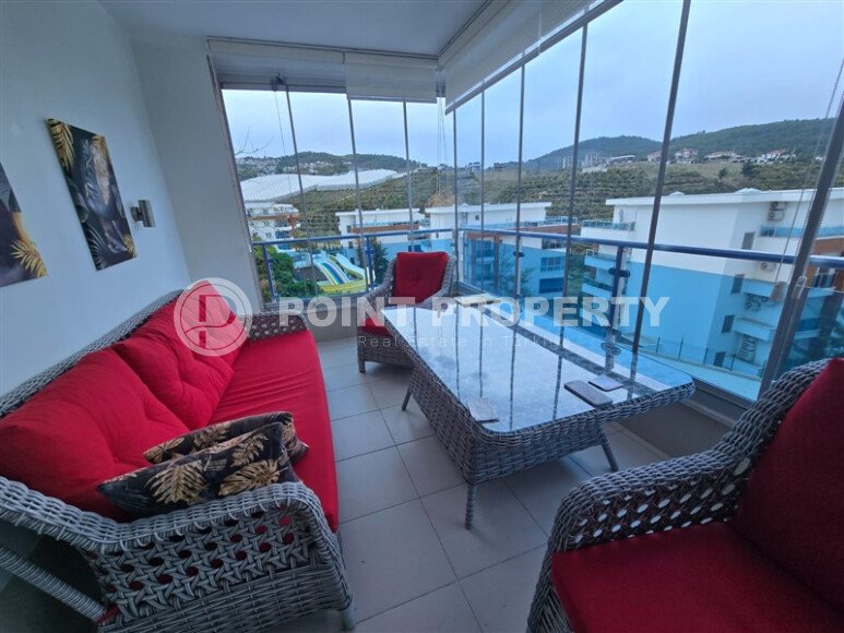 Duplex apartment 4+1 with an area of 205 m² in the prestigious area of Kargicak-id-9508-photo-14