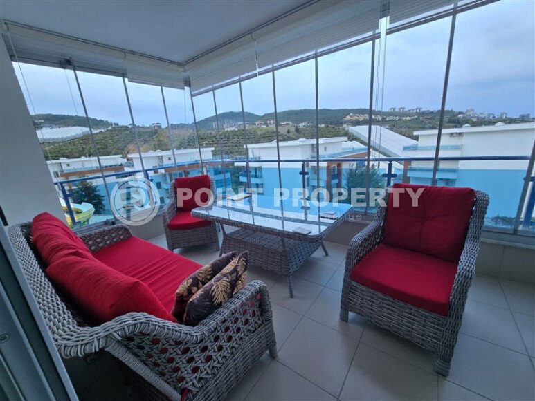 Duplex apartment 4+1 with an area of 205 m² in the prestigious area of Kargicak-id-9508-photo-15