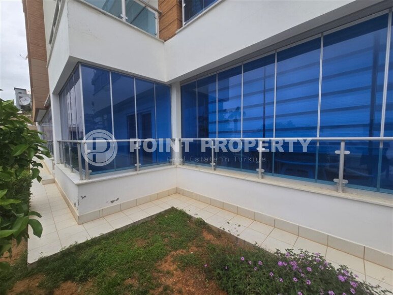 Duplex apartment 4+1 with an area of 205 m² in the prestigious area of Kargicak-id-9508-photo-16