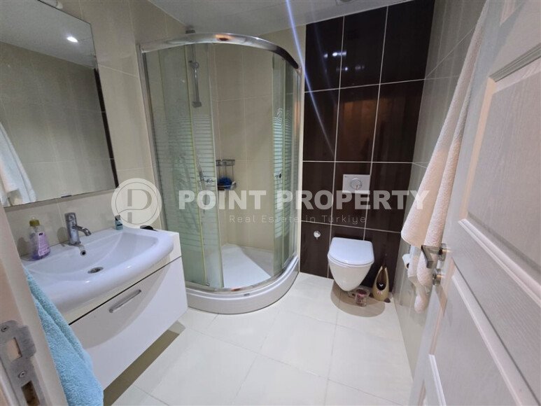 Duplex apartment 4+1 with an area of 205 m² in the prestigious area of Kargicak-id-9508-photo-31